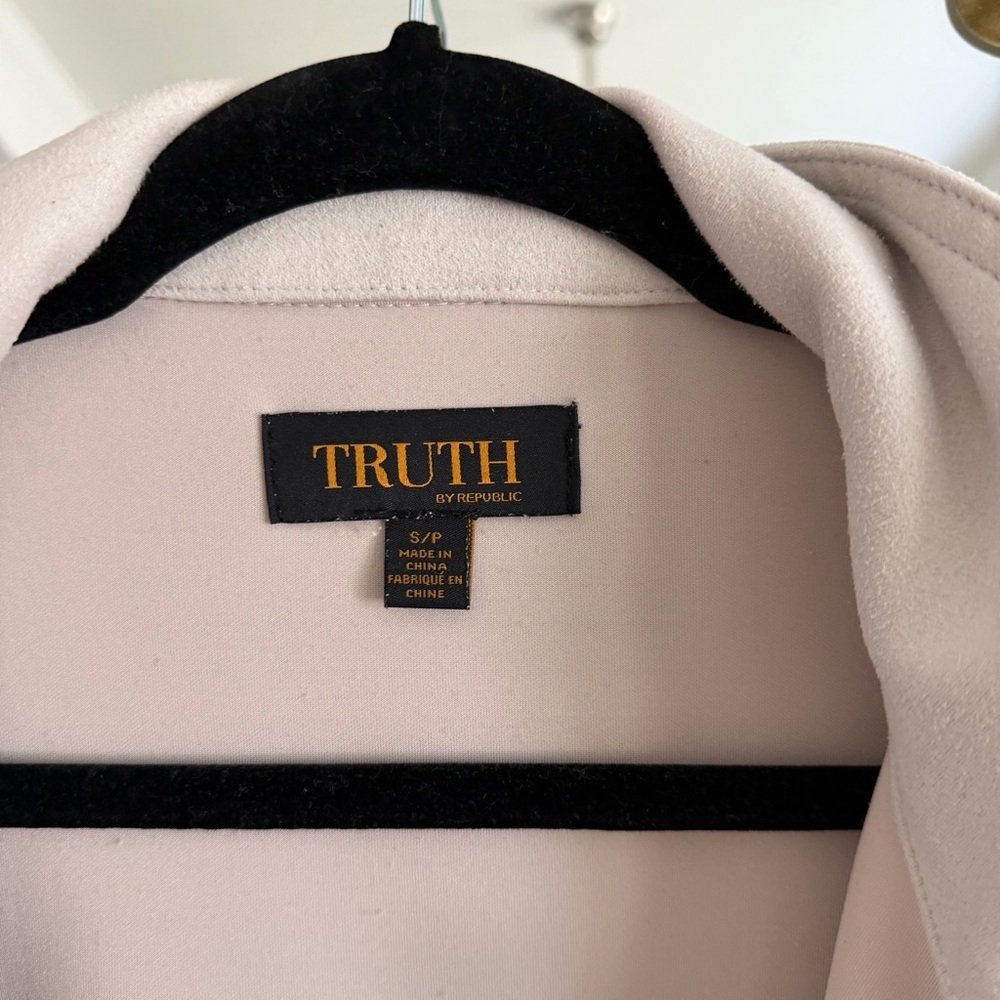 Truth shacket - Picture 4 of 8